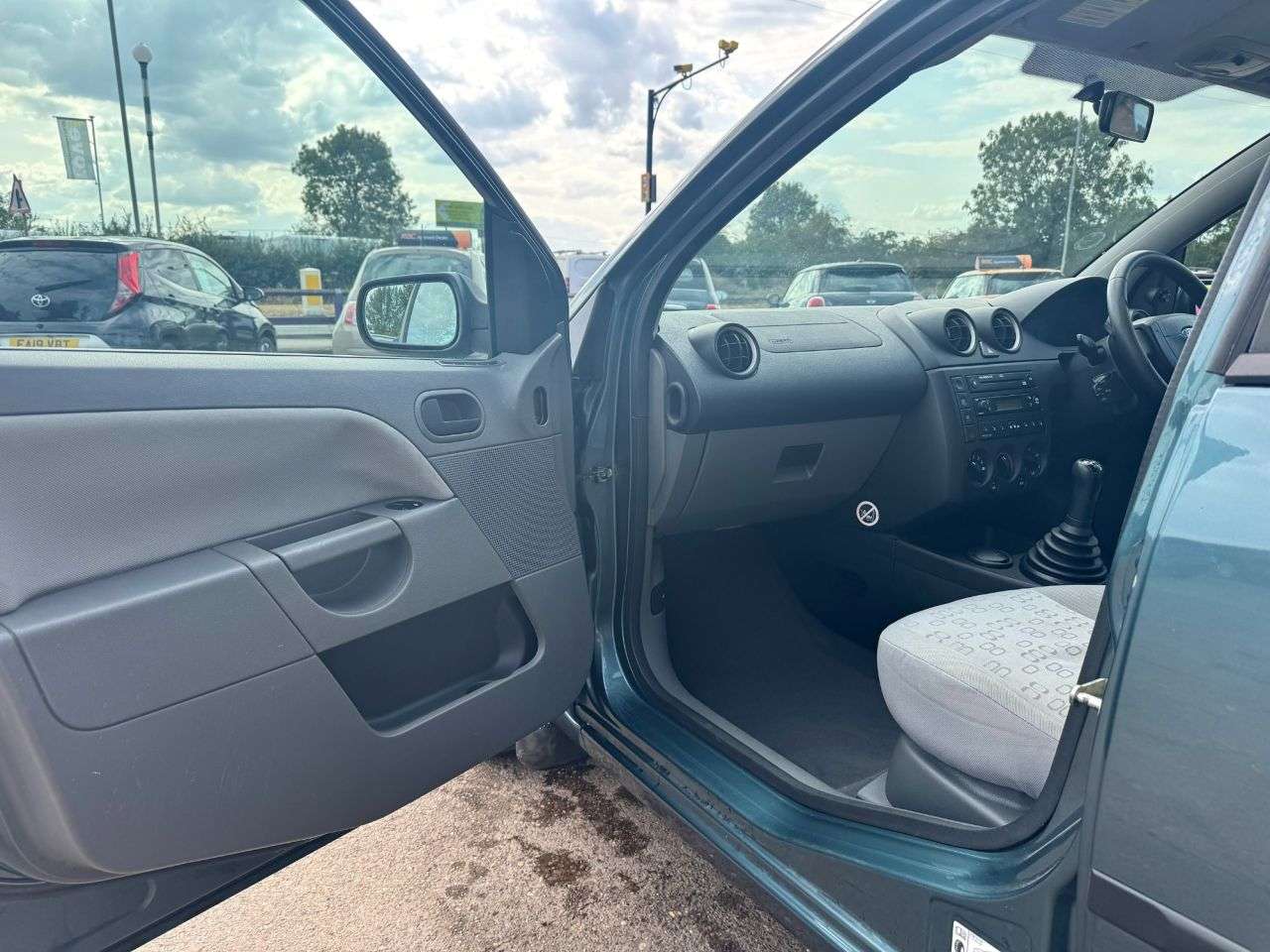 2003 FORD FIESTA 2003 FORD FIESTA