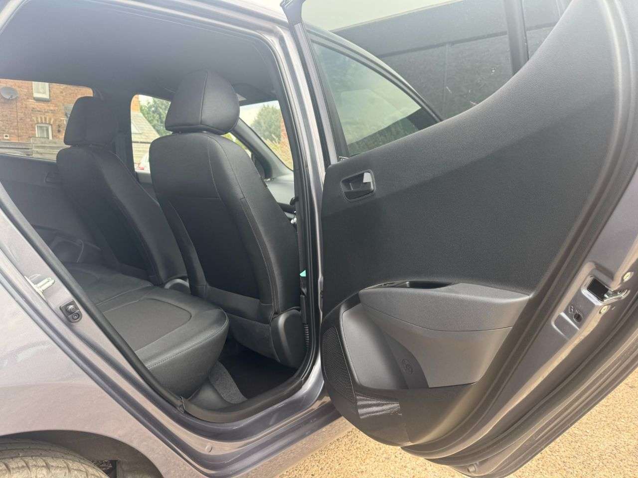 2018 HYUNDAI I10 2018 HYUNDAI I10