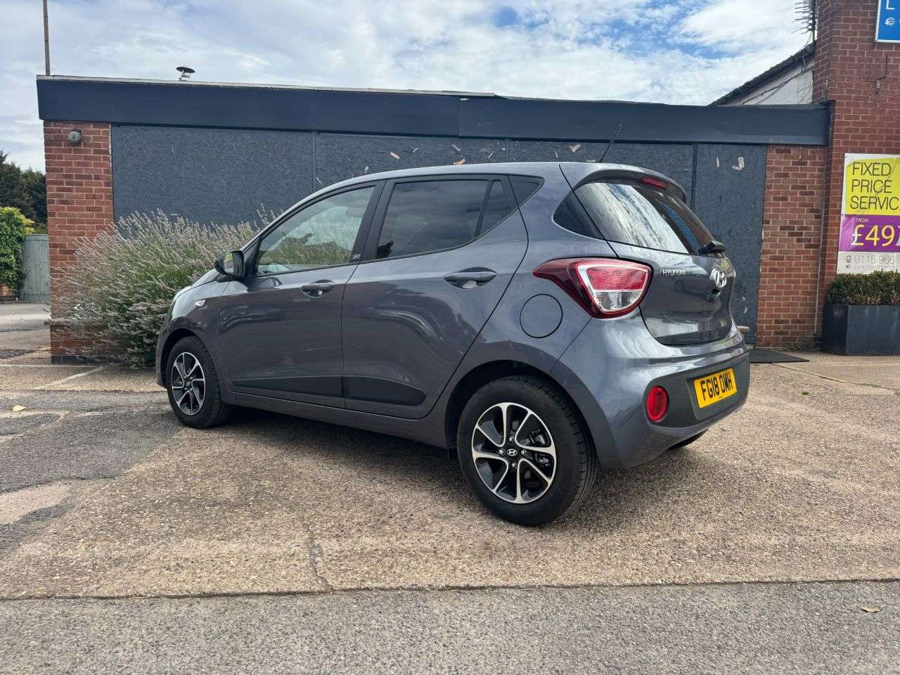 A 2018 HYUNDAI I10 1.0 GO! SE Hatchback 5dr Petrol Manual Euro 6 (67 ps) A 2018 HYUNDAI I10 1.0 GO! SE Hatchback 5dr Petrol Manual Euro 6 (67 ps)