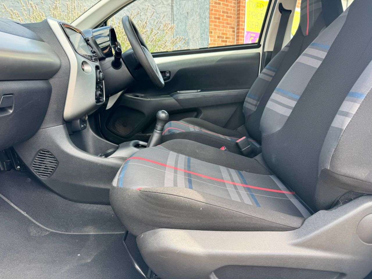 2015 PEUGEOT 108 2015 PEUGEOT 108
