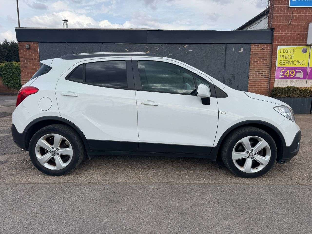 A 2013 VAUXHALL MOKKA 1.7 CDTi Exclusiv SUV 5dr Diesel Manual 2WD Euro 5 (s/s) (130 ps) A 2013 VAUXHALL MOKKA 1.7 CDTi Exclusiv SUV 5dr Diesel Manual 2WD Euro 5 (s/s) (130 ps)