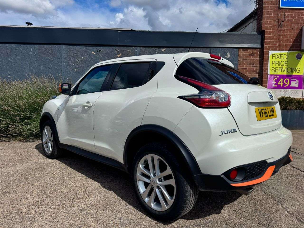 A 2016 NISSAN JUKE 1.5 dCi N-Connecta SUV 5dr Diesel Manual Euro 6 (s/s) (110 ps) A 2016 NISSAN JUKE 1.5 dCi N-Connecta SUV 5dr Diesel Manual Euro 6 (s/s) (110 ps)
