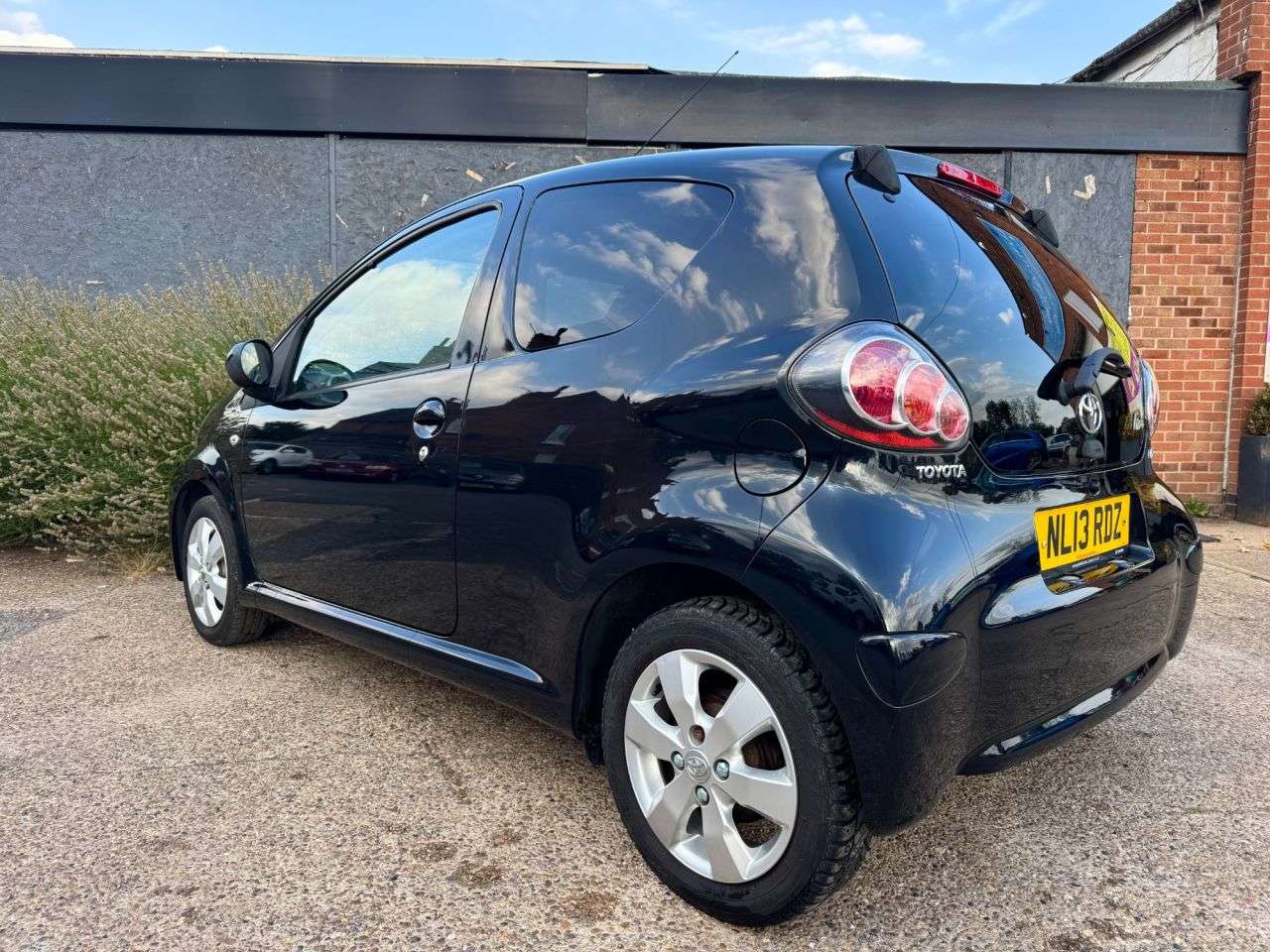 2013 TOYOTA AYGO 2013 TOYOTA AYGO