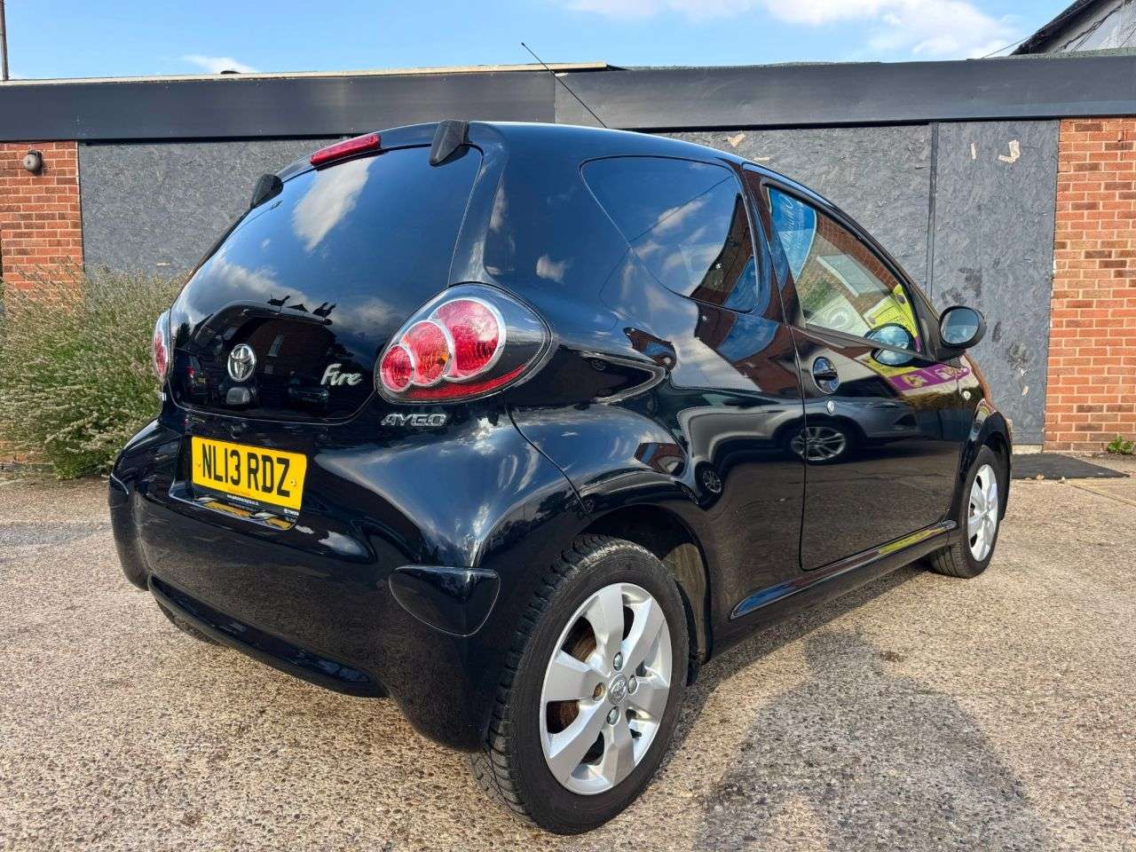 2013 TOYOTA AYGO 2013 TOYOTA AYGO