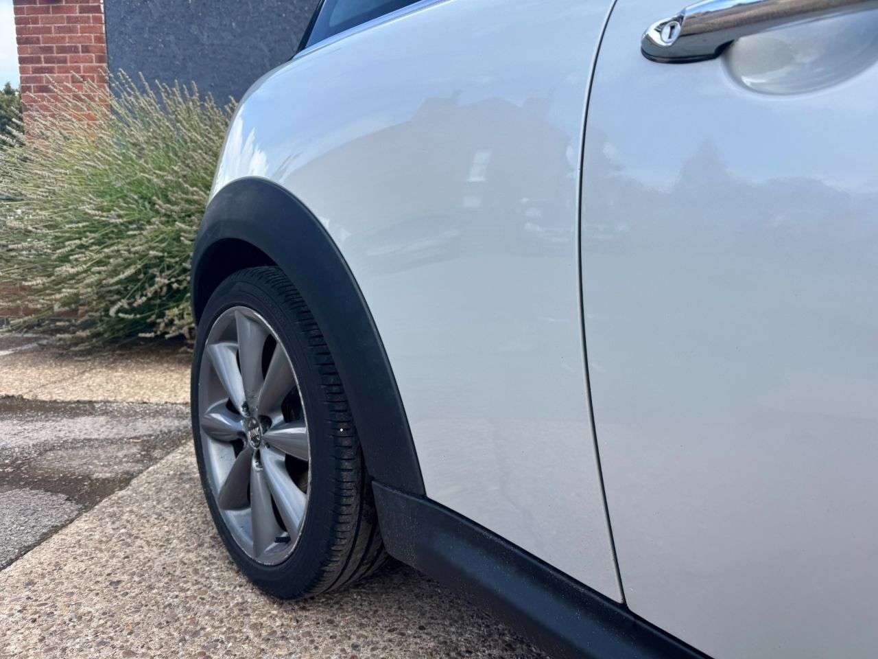 A 2012 MINI HATCH 1.6 Cooper D London 2012 Hatchback 3dr Diesel Manual Euro 5 (s/s) (112 ps) A 2012 MINI HATCH 1.6 Cooper D London 2012 Hatchback 3dr Diesel Manual Euro 5 (s/s) (112 ps)