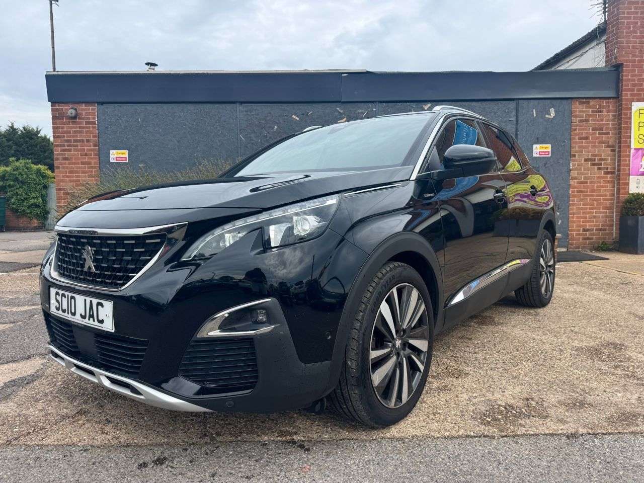 2020 PEUGEOT 3008 2020 PEUGEOT 3008