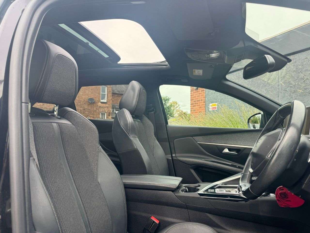 2020 PEUGEOT 3008 2020 PEUGEOT 3008