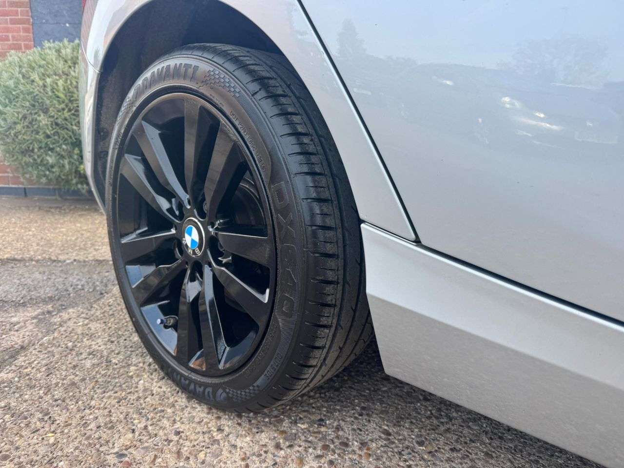 A 2017 BMW 1 SERIES 2.0 118d Sport Hatchback 5dr Diesel Manual Euro 6 (s/s) (150 ps) A 2017 BMW 1 SERIES 2.0 118d Sport Hatchback 5dr Diesel Manual Euro 6 (s/s) (150 ps)