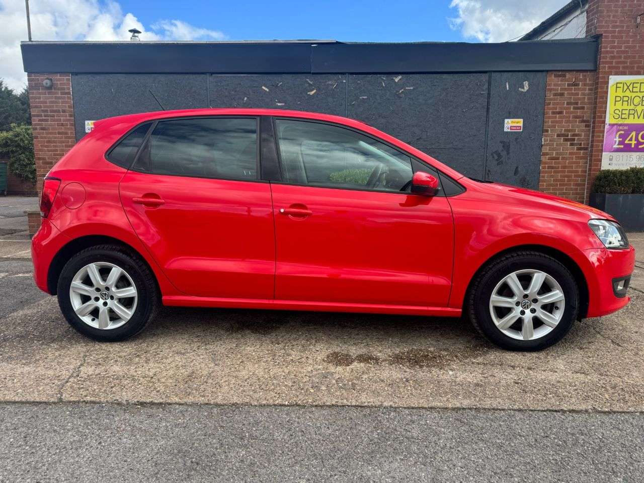 A 2013 VOLKSWAGEN POLO 1.2 Match Hatchback 5dr Petrol Manual Euro 5 (60 ps) A 2013 VOLKSWAGEN POLO 1.2 Match Hatchback 5dr Petrol Manual Euro 5 (60 ps)