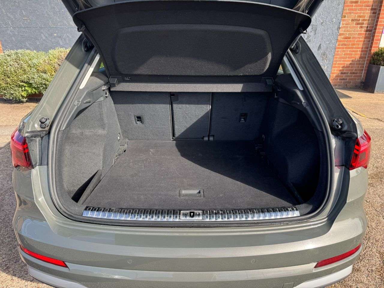2019 AUDI Q3 2019 AUDI Q3