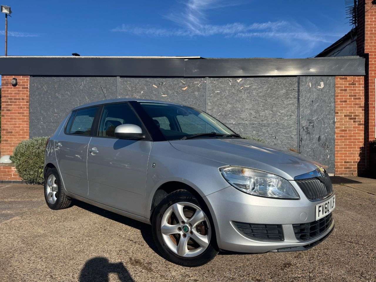 A 2010 SKODA FABIA 1.2 SE Hatchback 5dr Petrol Manual Euro 5 (69 ps) A 2010 SKODA FABIA 1.2 SE Hatchback 5dr Petrol Manual Euro 5 (69 ps)