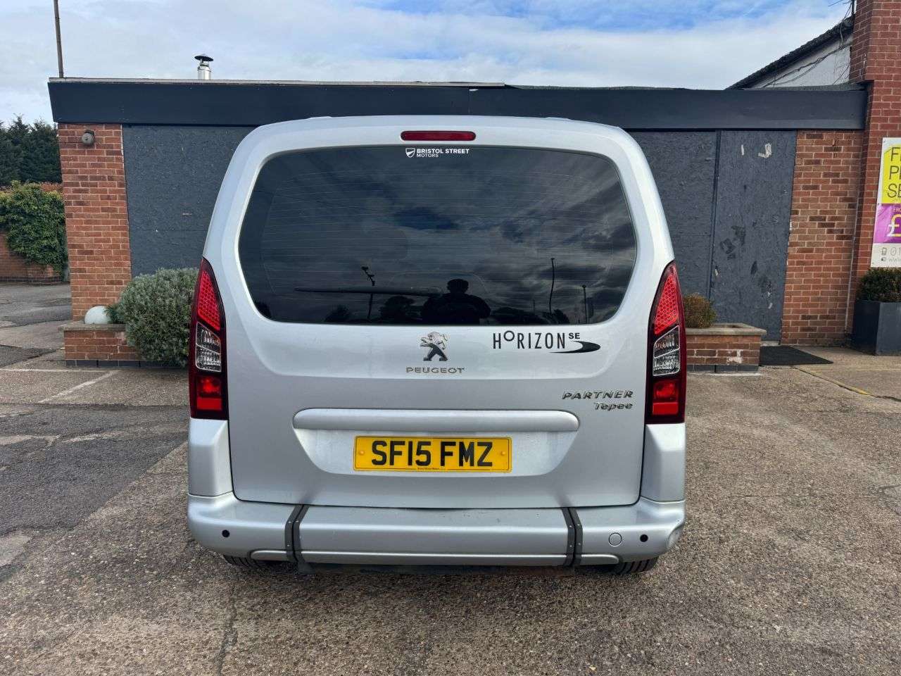 2015 PEUGEOT PARTNER TEPEE 2015 PEUGEOT PARTNER TEPEE