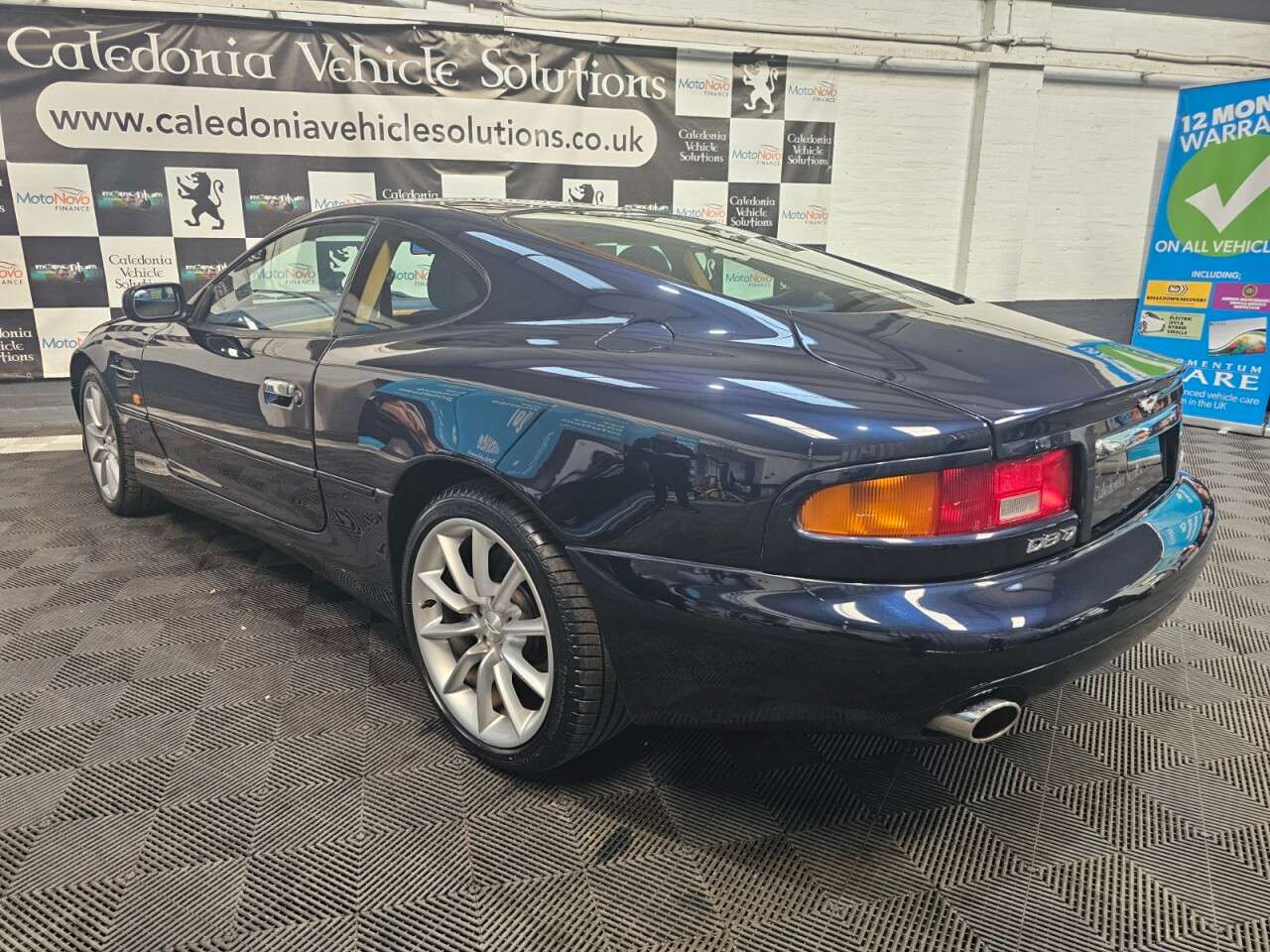 2000 ASTON MARTIN DB7 2000 ASTON MARTIN DB7
