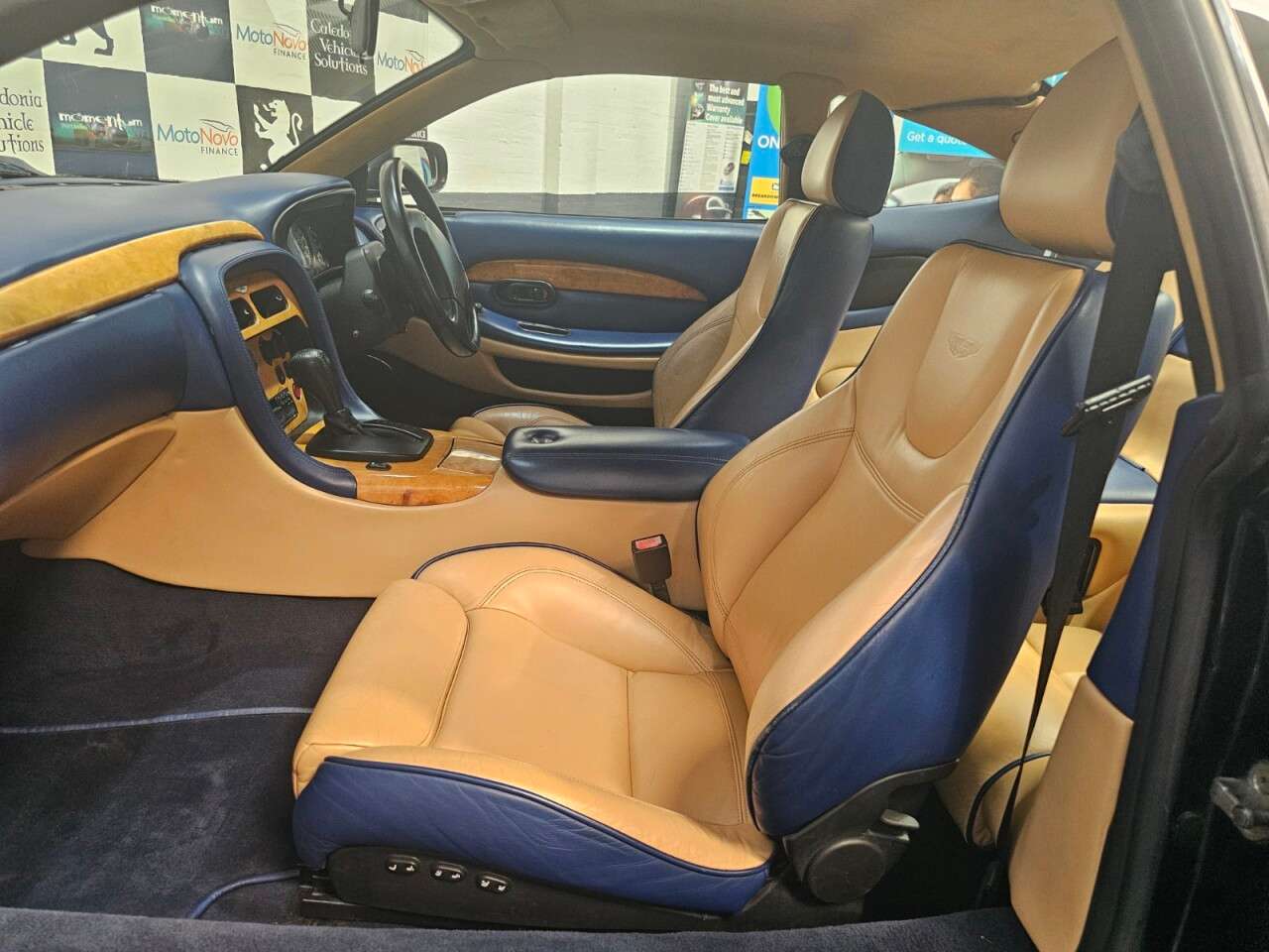 2000 ASTON MARTIN DB7 2000 ASTON MARTIN DB7