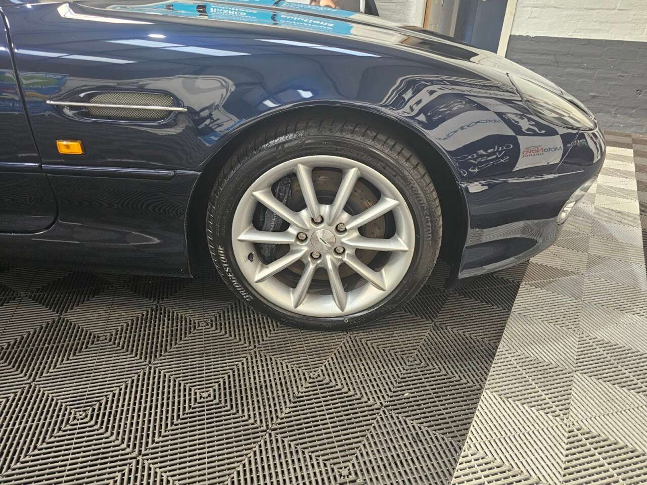 2000 ASTON MARTIN DB7 2000 ASTON MARTIN DB7