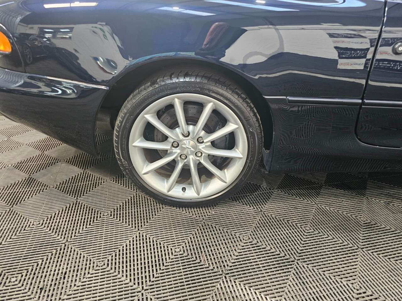 2000 ASTON MARTIN DB7 2000 ASTON MARTIN DB7