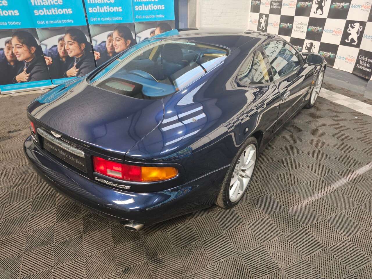 2000 ASTON MARTIN DB7 2000 ASTON MARTIN DB7