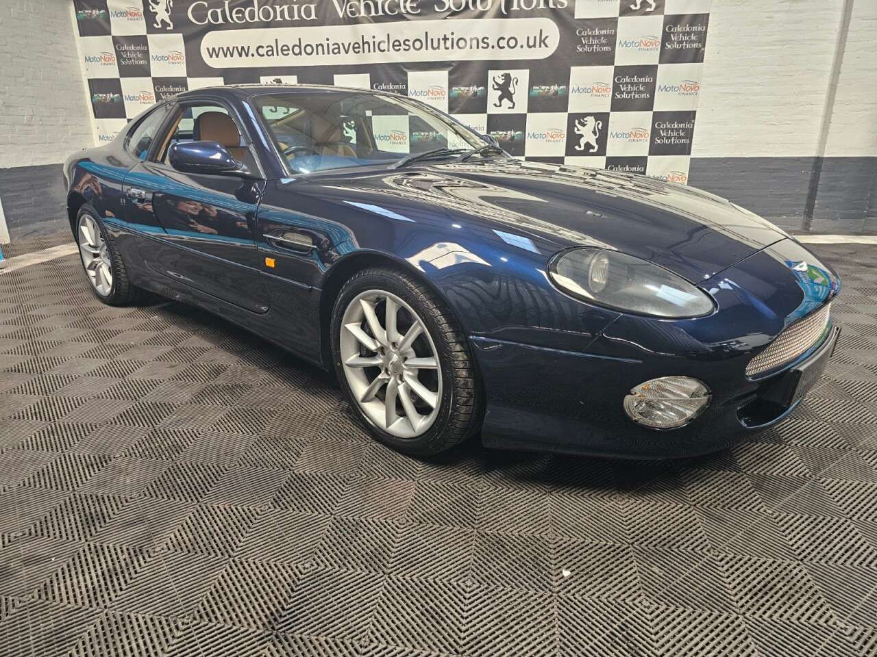 2000 ASTON MARTIN DB7 2000 ASTON MARTIN DB7