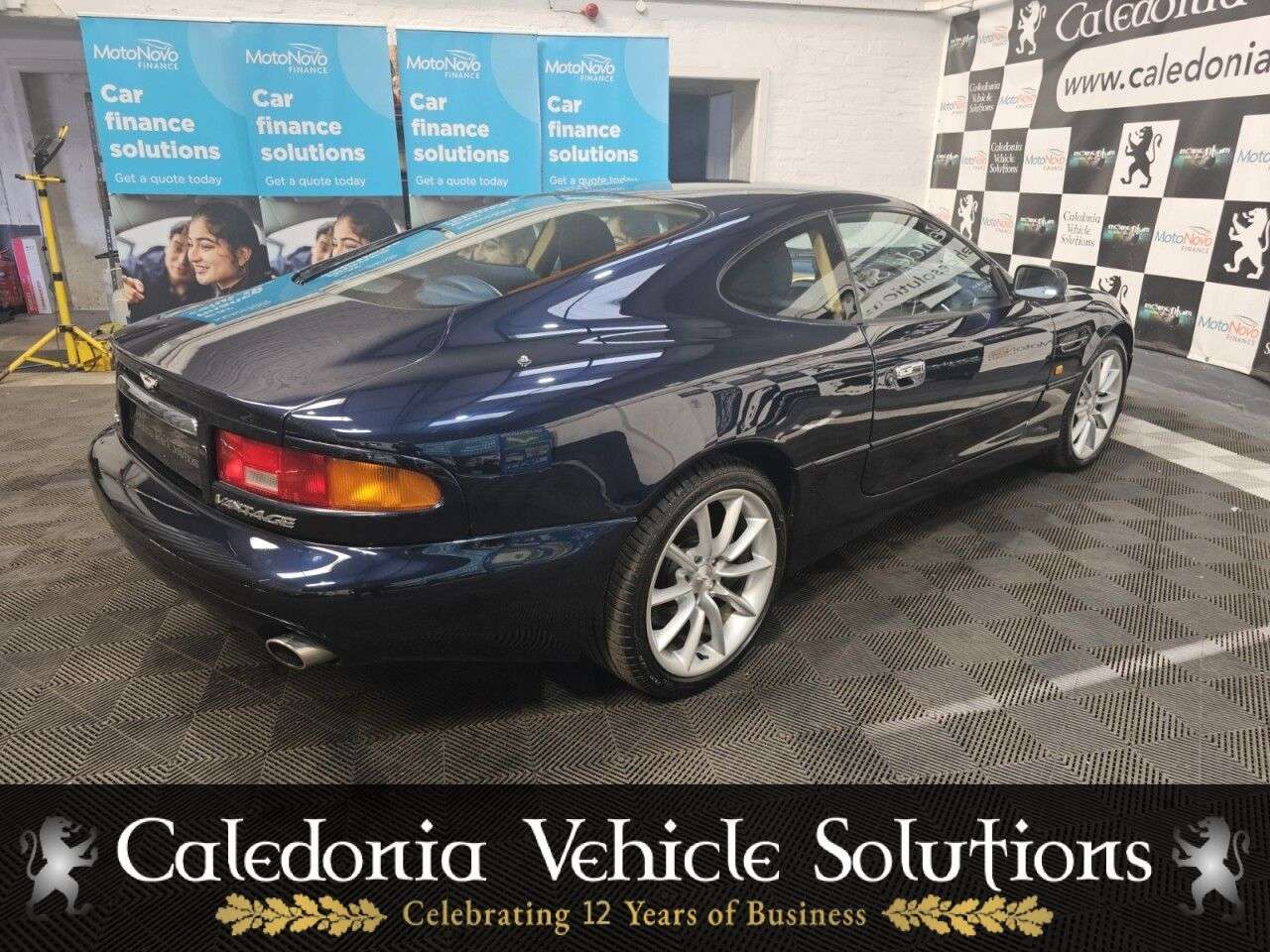 2000 ASTON MARTIN DB7 2000 ASTON MARTIN DB7