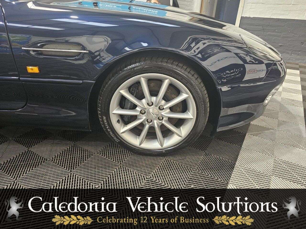 2000 ASTON MARTIN DB7 2000 ASTON MARTIN DB7