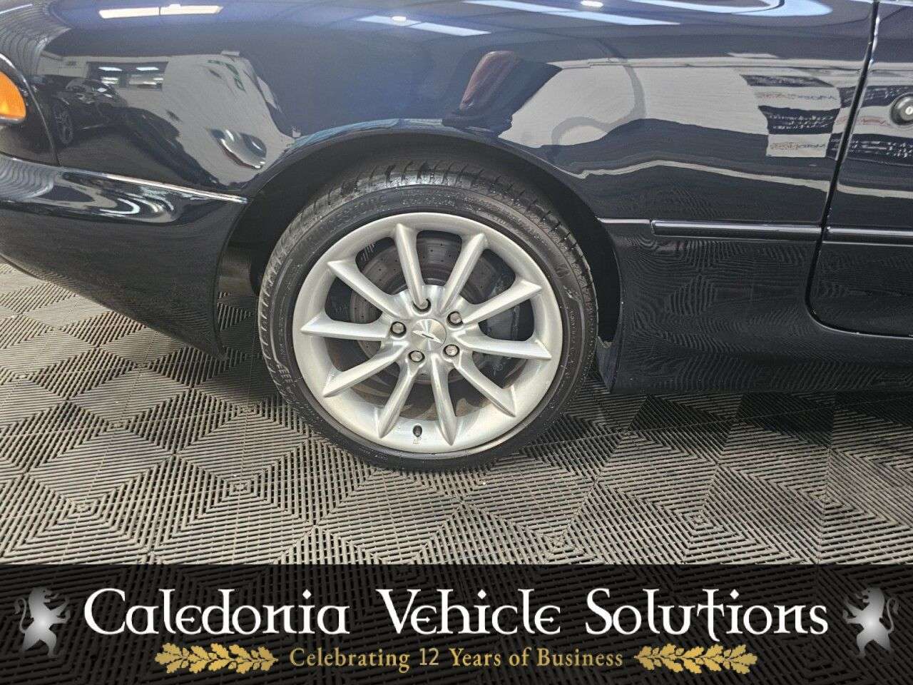 2000 ASTON MARTIN DB7 2000 ASTON MARTIN DB7