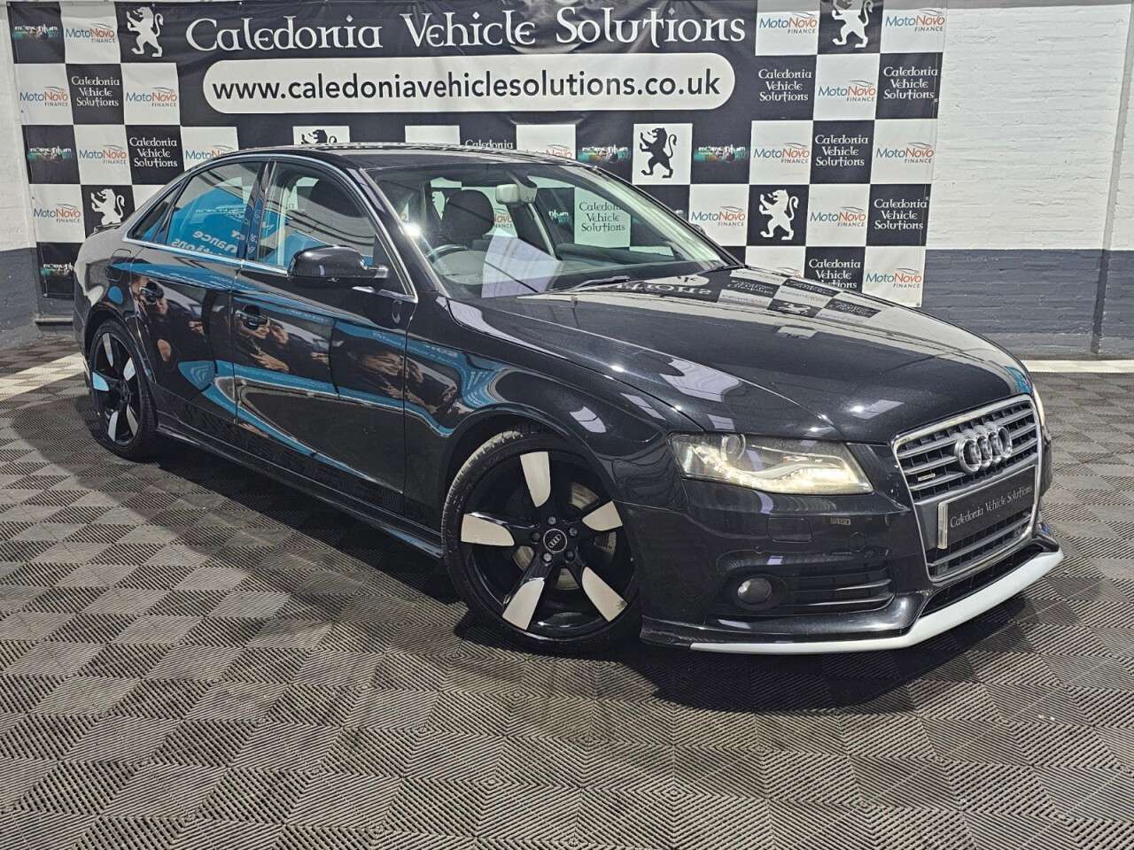 A 2011 AUDI A4 2.0 TFSI Dynamik Saloon 4dr Petrol Manual quattro Euro 5 (s/s) (211 ps) FOR A 2011 AUDI A4 2.0 TFSI Dynamik Saloon 4dr Petrol Manual quattro Euro 5 (s/s) (211 ps) FOR