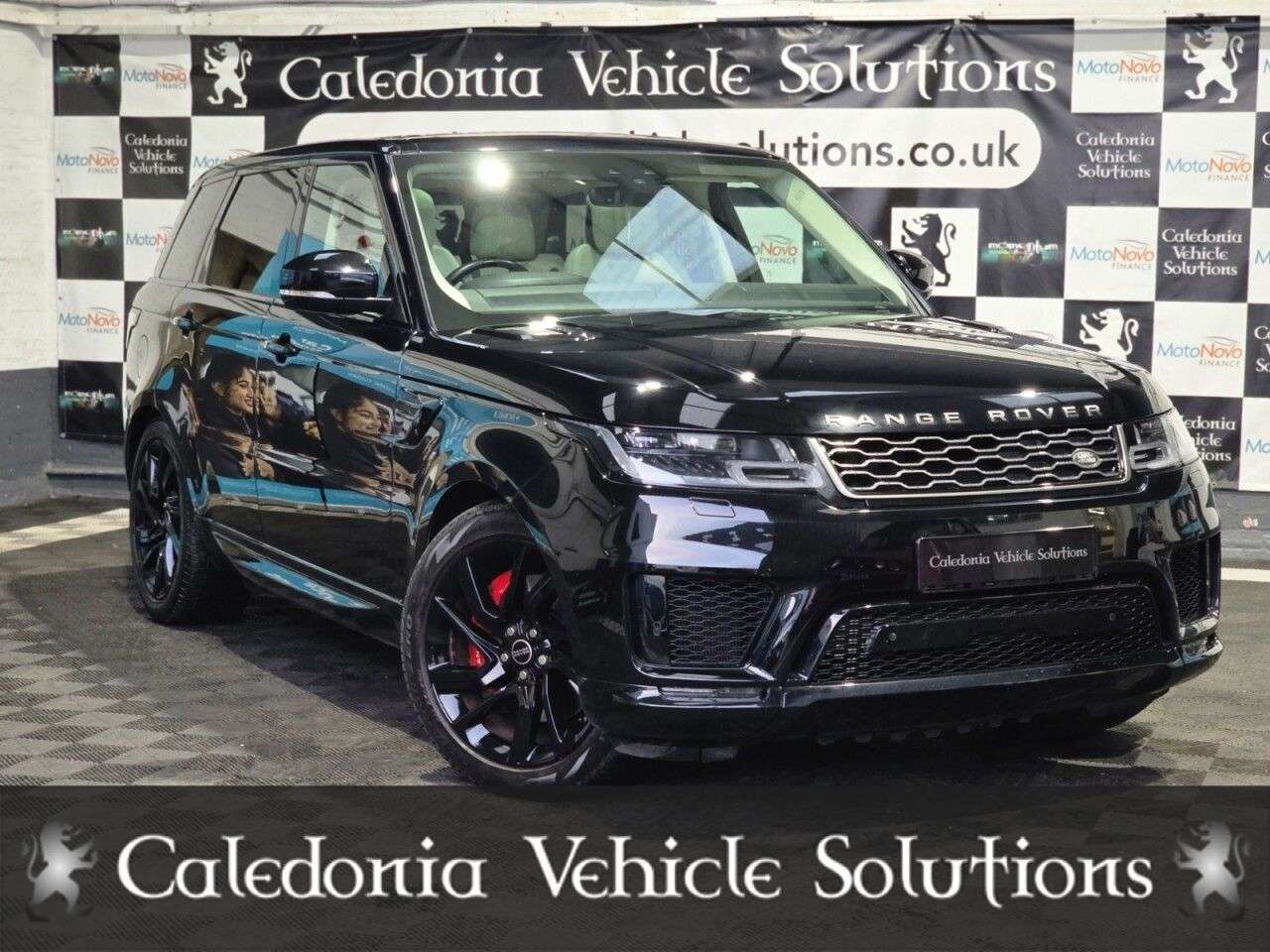 A 2019 LAND ROVER RANGE ROVER SPORT SDV6 HSE DYNAMIC A 2019 LAND ROVER RANGE ROVER SPORT SDV6 HSE DYNAMIC