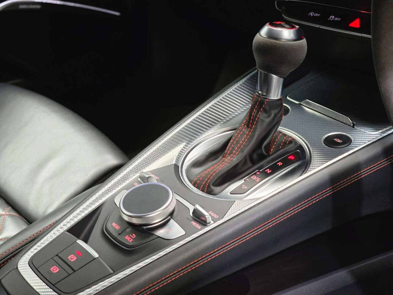 2018 AUDI TT RS 2018 AUDI TT RS