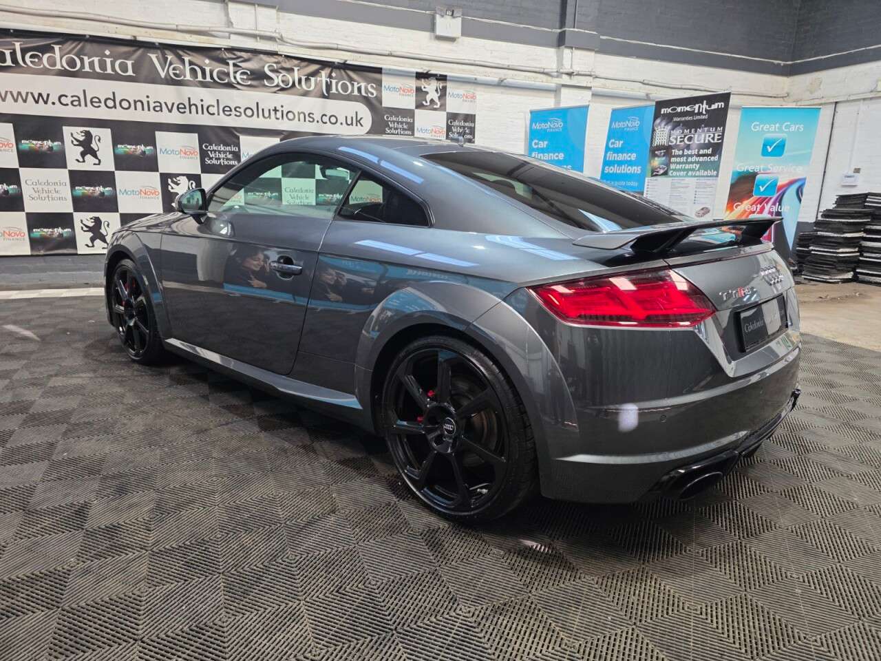 2018 AUDI TT RS 2018 AUDI TT RS