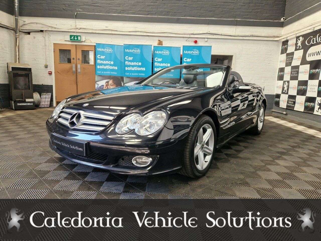 A 2008 MERCEDES-BENZ SL 3.5 SL350 Convertible 2dr Petrol 7G-Tronic (246 g/km, 272 bhp) AUTOMATIC A 2008 MERCEDES-BENZ SL 3.5 SL350 Convertible 2dr Petrol 7G-Tronic (246 g/km, 272 bhp) AUTOMATIC