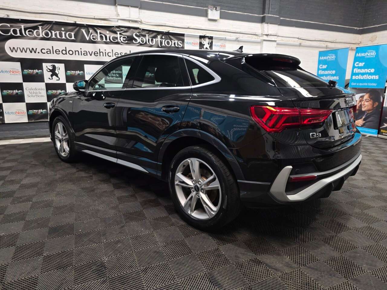 2023 AUDI Q3 2023 AUDI Q3