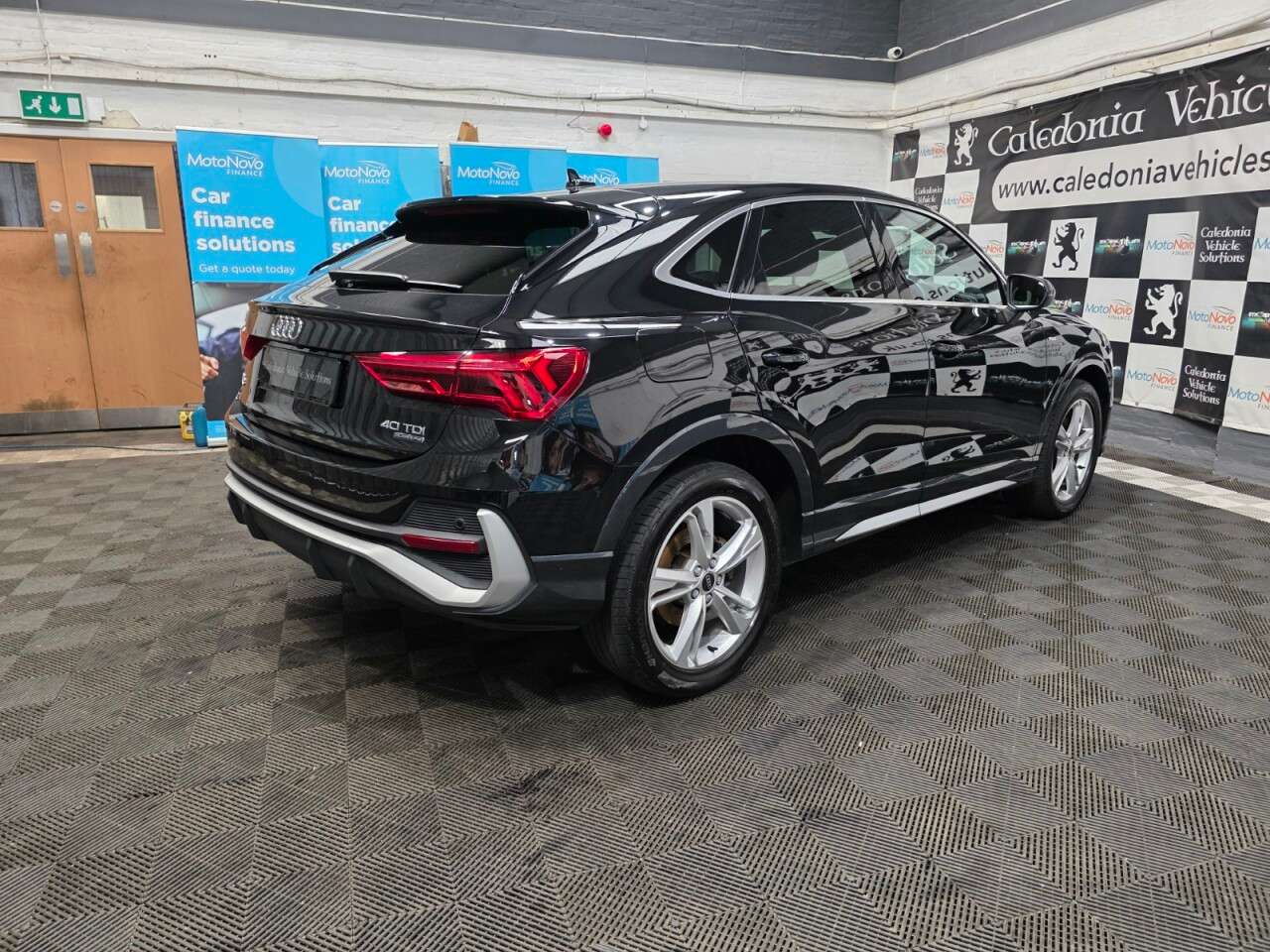 2023 AUDI Q3 2023 AUDI Q3