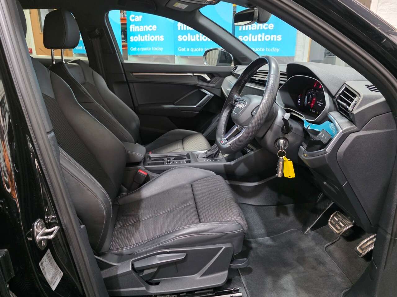 2023 AUDI Q3 2023 AUDI Q3