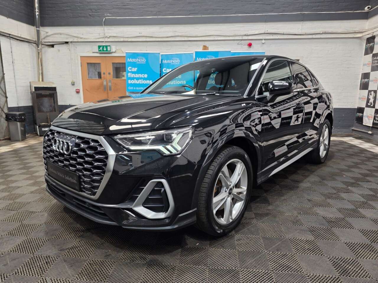 2023 AUDI Q3 2023 AUDI Q3