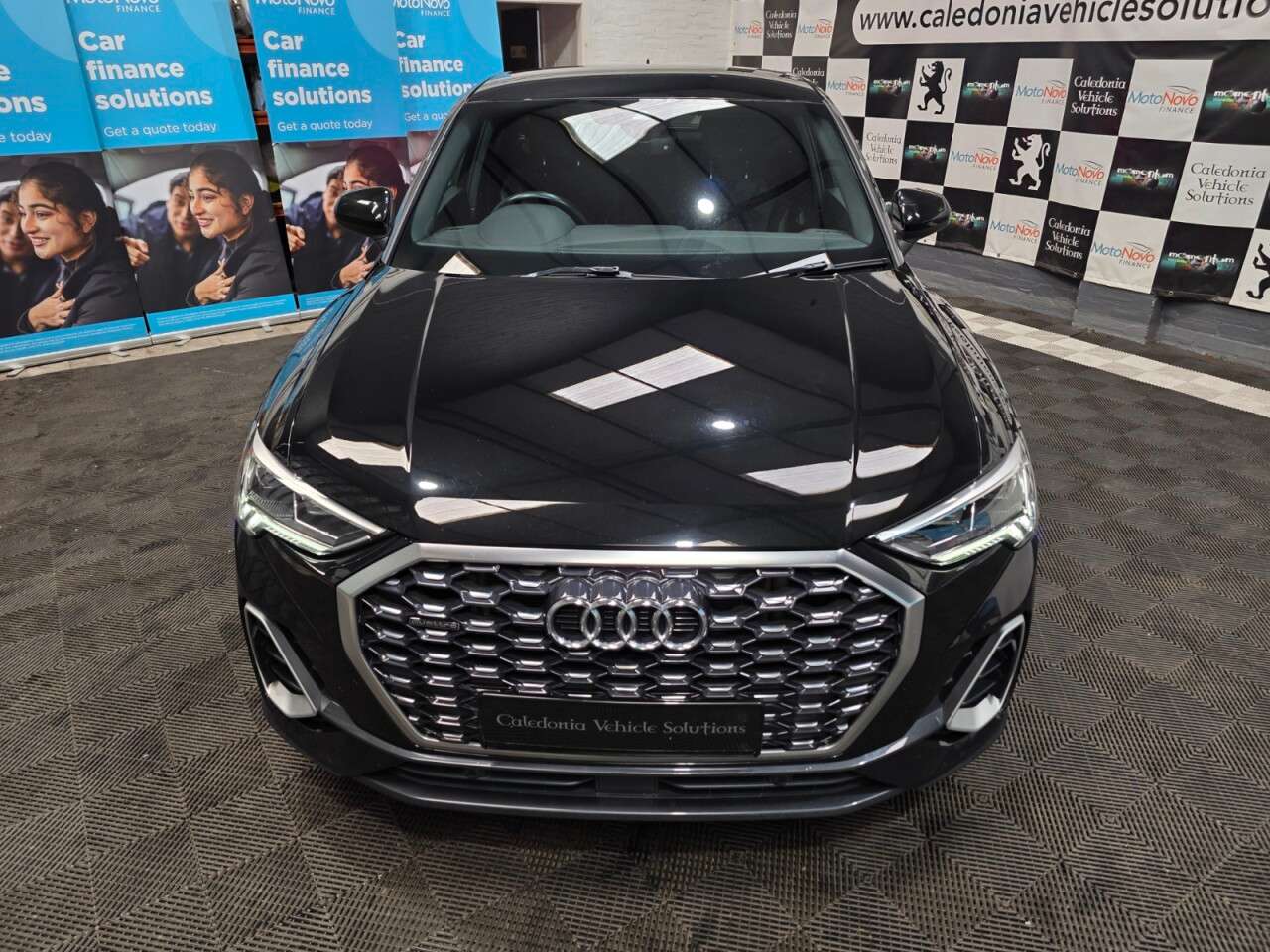 2023 AUDI Q3 2023 AUDI Q3