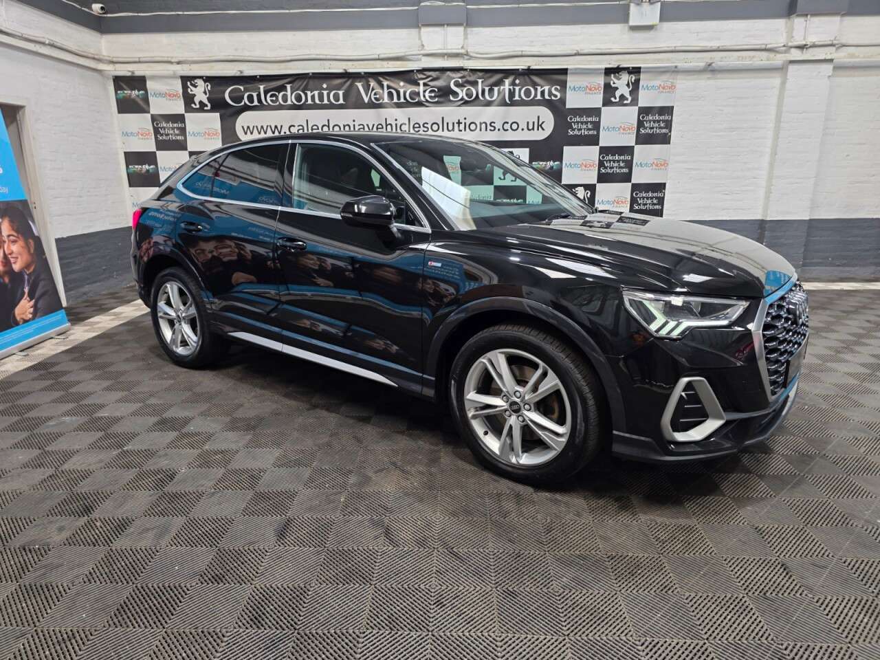 2023 AUDI Q3 2023 AUDI Q3