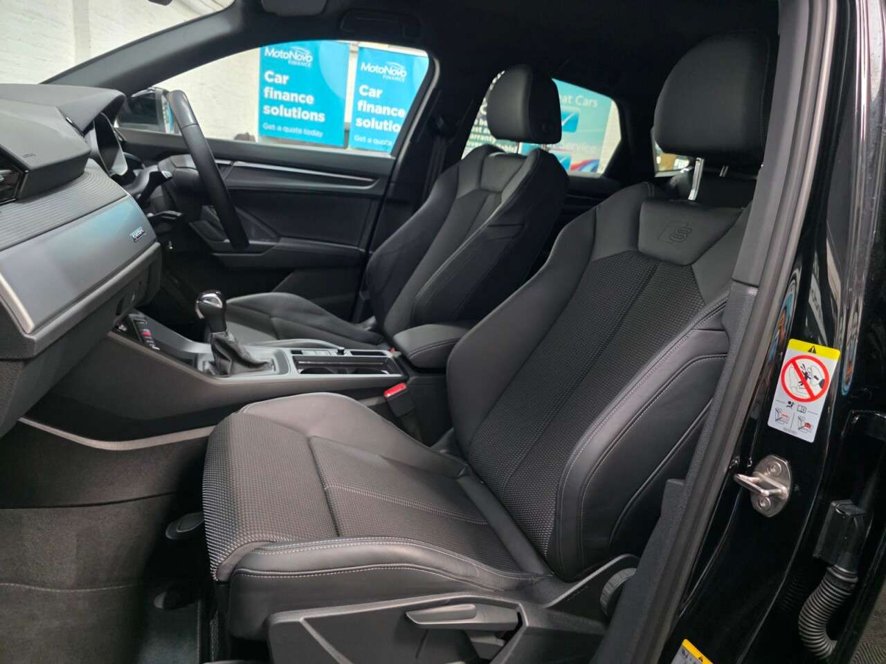 2023 AUDI Q3 2023 AUDI Q3