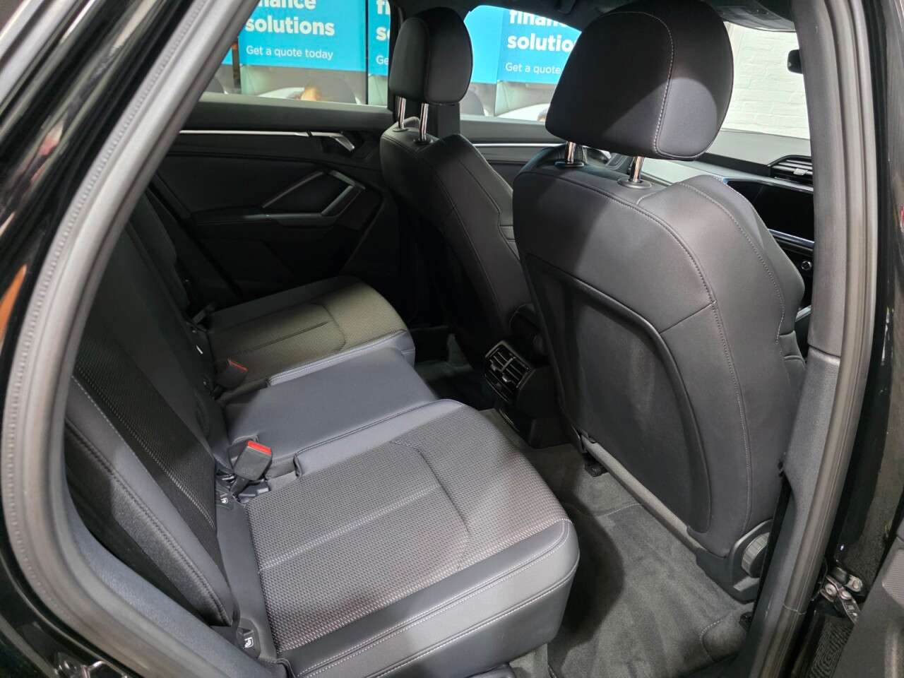 2023 AUDI Q3 2023 AUDI Q3