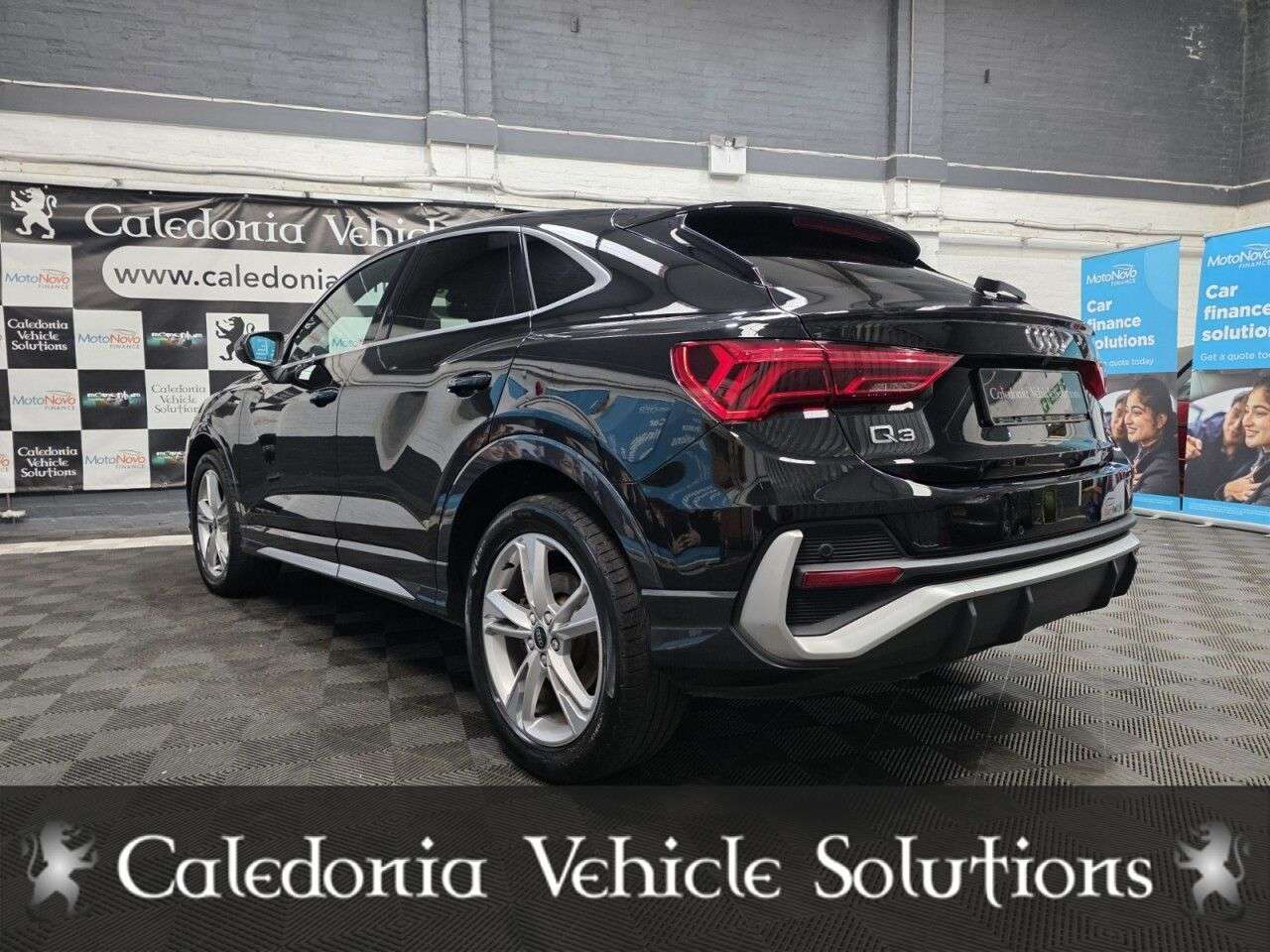 2023 AUDI Q3 2023 AUDI Q3