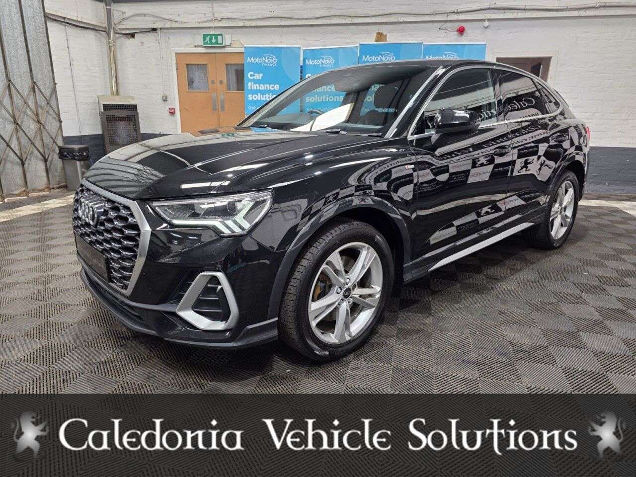 2023 AUDI Q3 2023 AUDI Q3