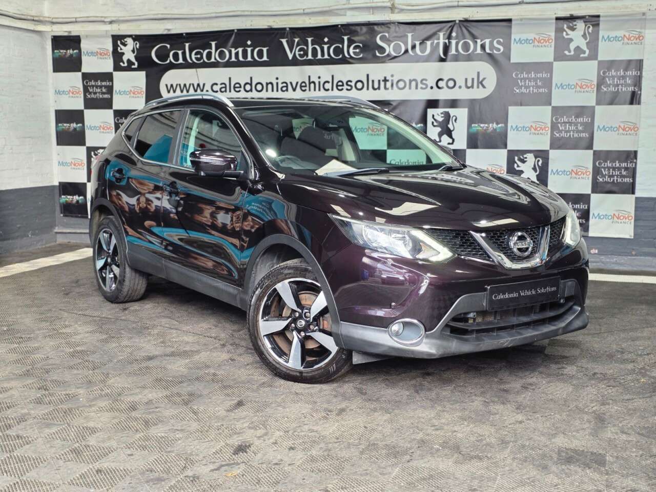 A 2017 NISSAN QASHQAI 1.2 DIG-T N-Connecta SUV 5dr Petrol Manual 2WD Euro 6 (s/s) (115 ps) A 2017 NISSAN QASHQAI 1.2 DIG-T N-Connecta SUV 5dr Petrol Manual 2WD Euro 6 (s/s) (115 ps)