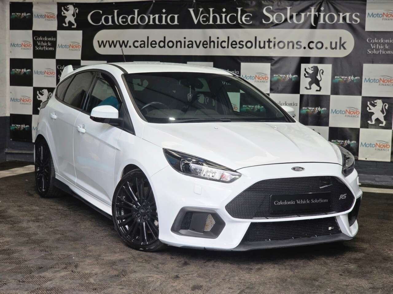 A 2018 FORD FOCUS 2.3T EcoBoost RS Hatchback 5dr Petrol Manual AWD Euro 6 (s/s) (350 ps) A 2018 FORD FOCUS 2.3T EcoBoost RS Hatchback 5dr Petrol Manual AWD Euro 6 (s/s) (350 ps)