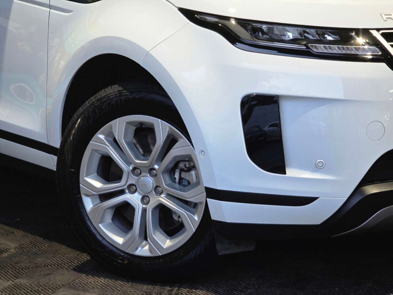 2021 LAND ROVER RANGE ROVER EVOQUE 2021 LAND ROVER RANGE ROVER EVOQUE