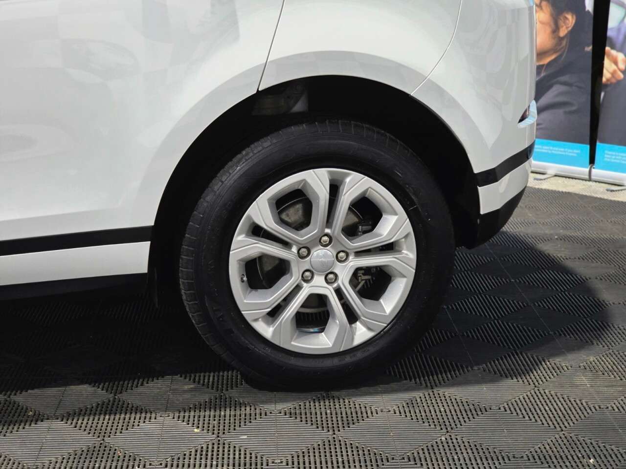 2021 LAND ROVER RANGE ROVER EVOQUE 2021 LAND ROVER RANGE ROVER EVOQUE