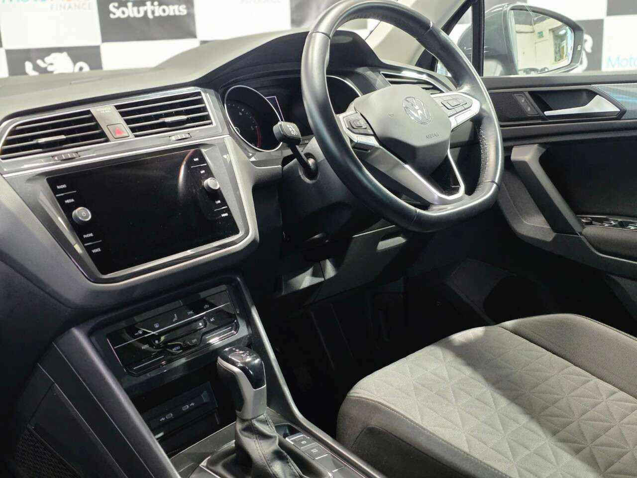 2022 VOLKSWAGEN TIGUAN 2022 VOLKSWAGEN TIGUAN