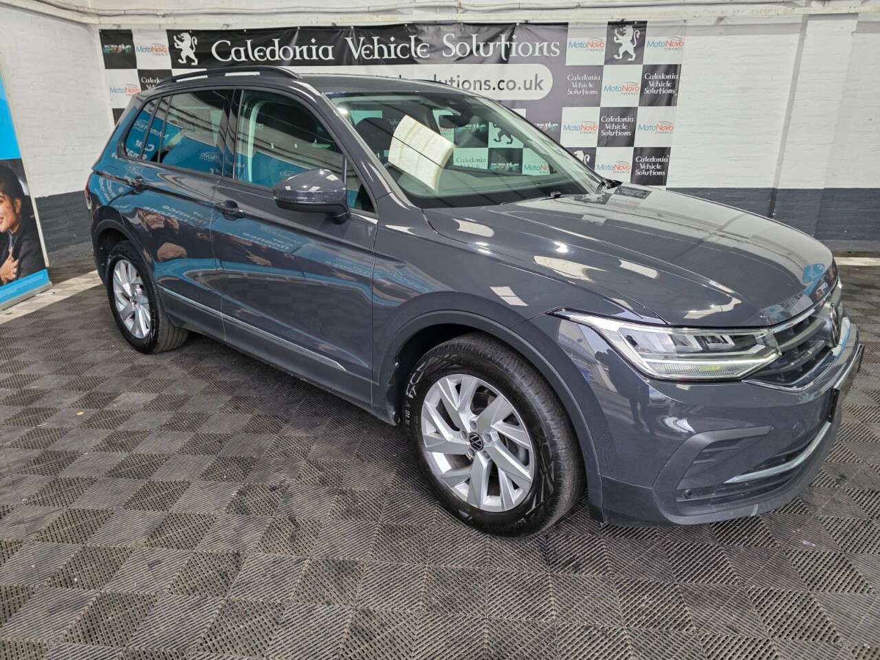 2022 VOLKSWAGEN TIGUAN 2022 VOLKSWAGEN TIGUAN