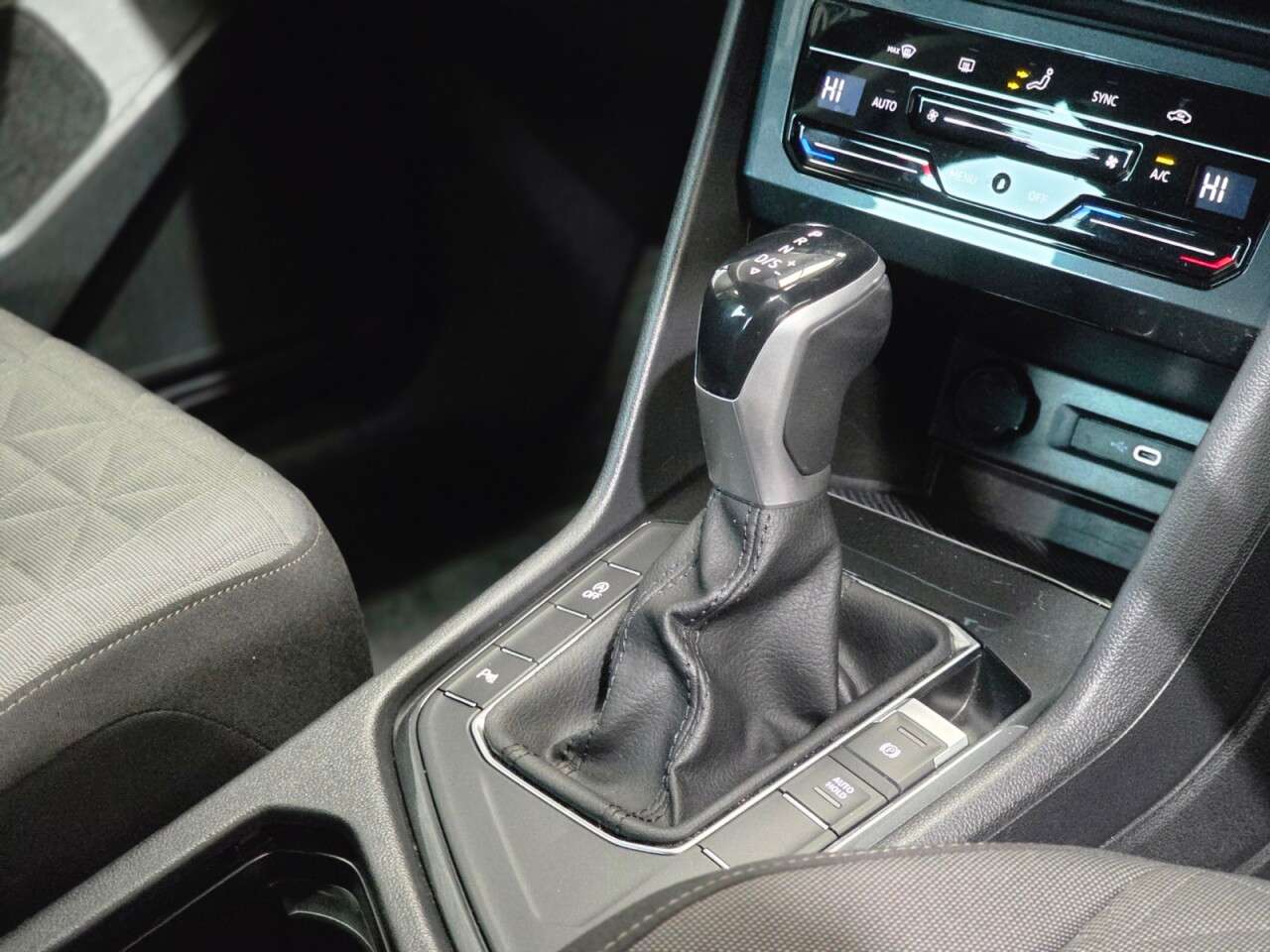 2022 VOLKSWAGEN TIGUAN 2022 VOLKSWAGEN TIGUAN