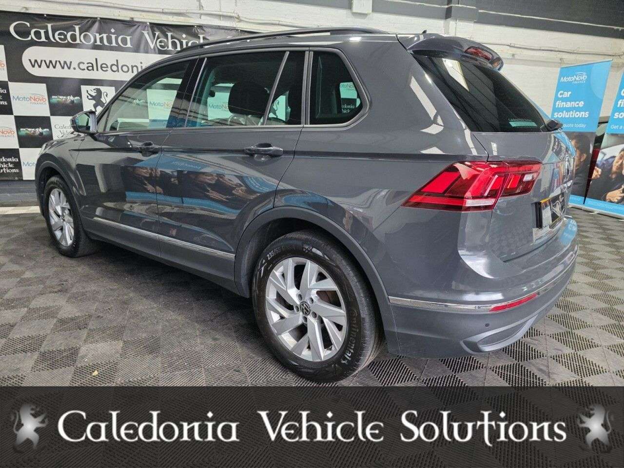 2022 VOLKSWAGEN TIGUAN 2022 VOLKSWAGEN TIGUAN