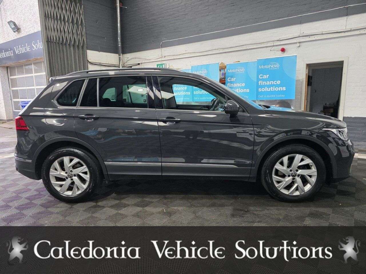 2022 VOLKSWAGEN TIGUAN 2022 VOLKSWAGEN TIGUAN