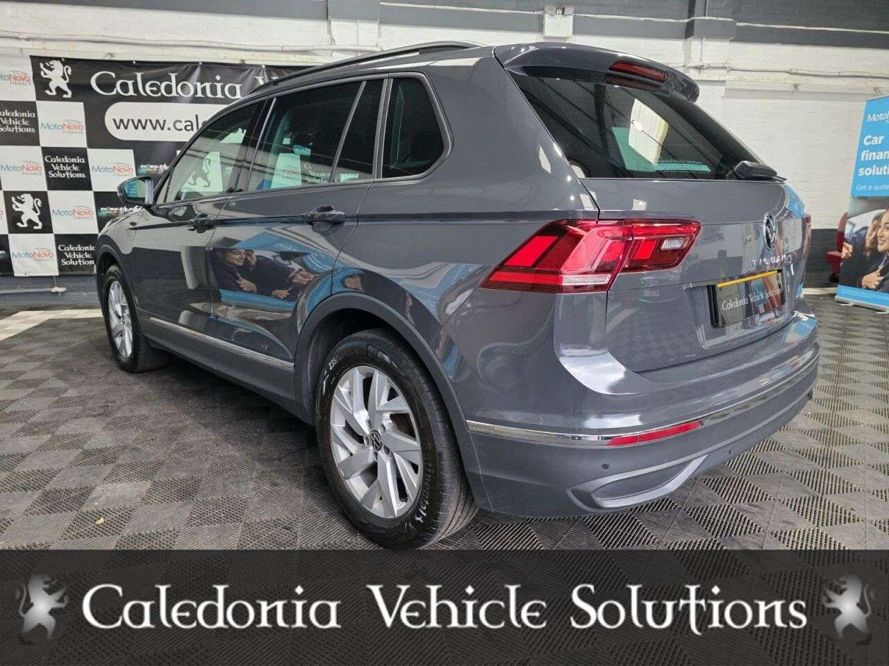 2022 VOLKSWAGEN TIGUAN 2022 VOLKSWAGEN TIGUAN